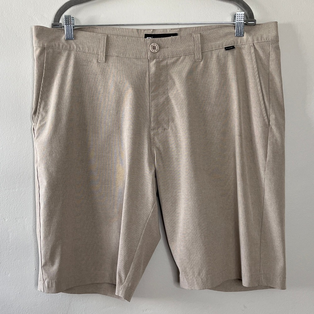 Travis Mathew‎ Mens Shorts Hybrid Casual Golf Walking Everyday Tan